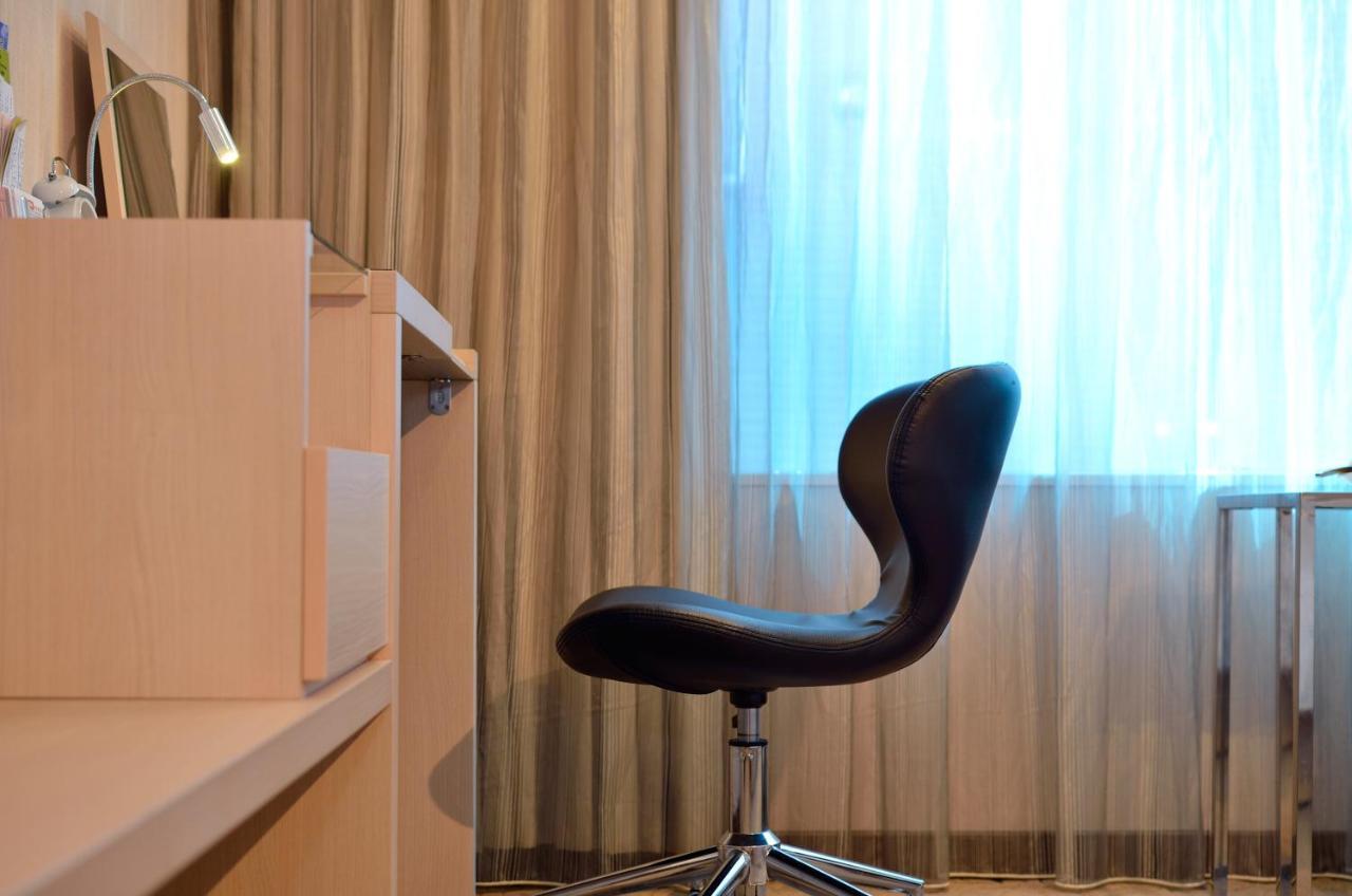 Yomi Hotel - Shuanglian Mrt Taipei Dış mekan fotoğraf