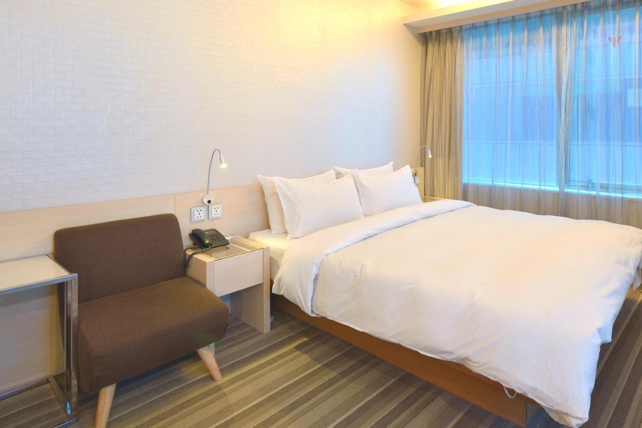 Yomi Hotel - Shuanglian Mrt Taipei Dış mekan fotoğraf