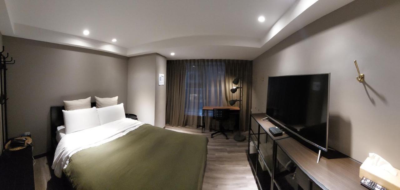 Yomi Hotel - Shuanglian Mrt Taipei Dış mekan fotoğraf