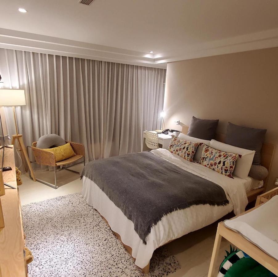 Yomi Hotel - Shuanglian Mrt Taipei Dış mekan fotoğraf
