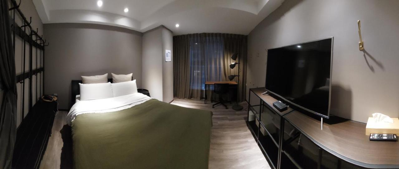 Yomi Hotel - Shuanglian Mrt Taipei Dış mekan fotoğraf