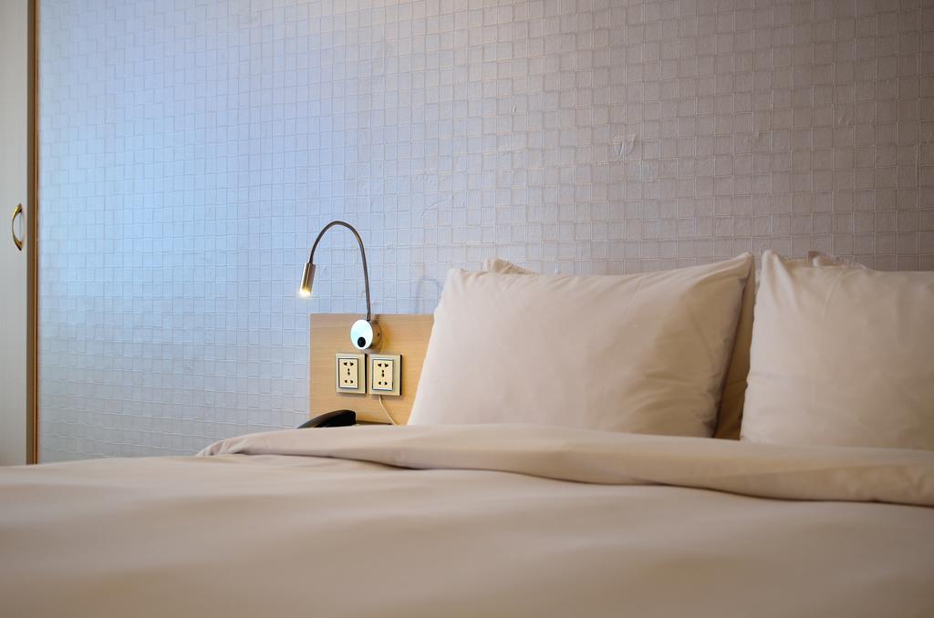 Yomi Hotel - Shuanglian Mrt Taipei Dış mekan fotoğraf